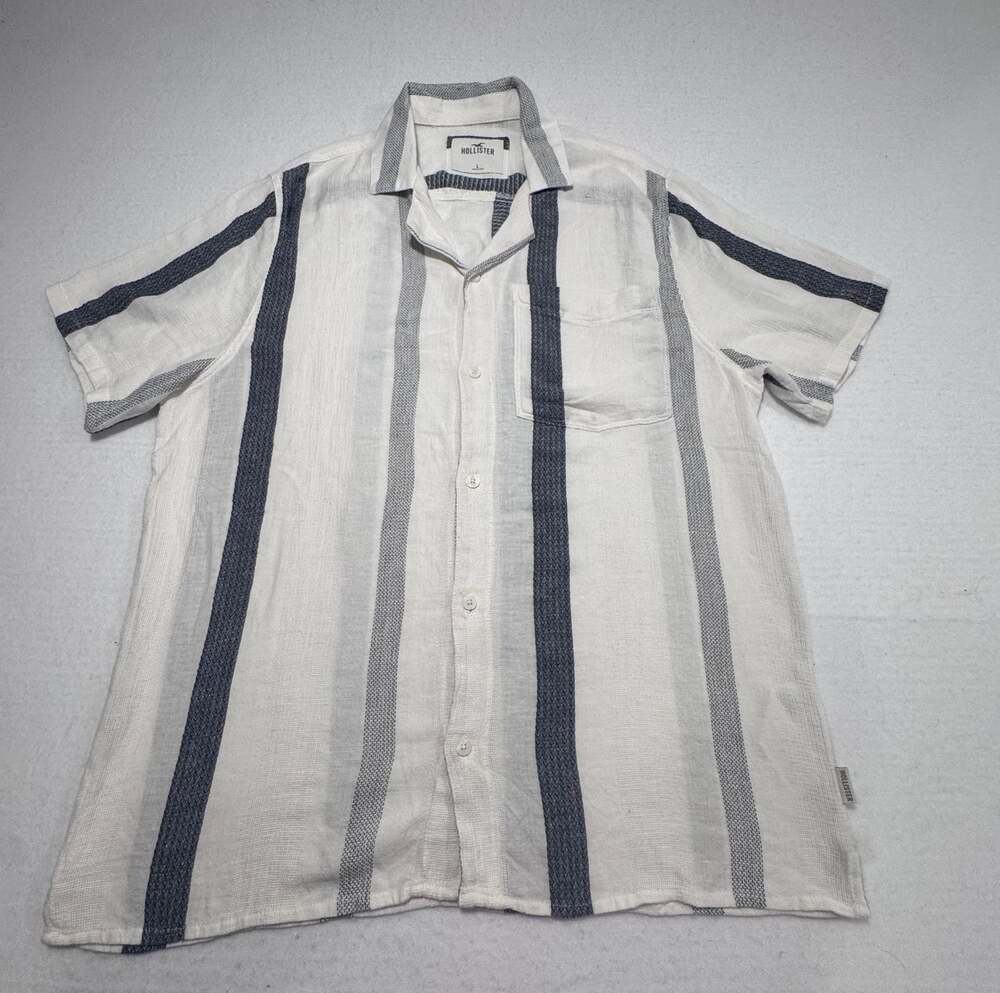 Hollister Men’s Textured Striped Button Down Shirt Large